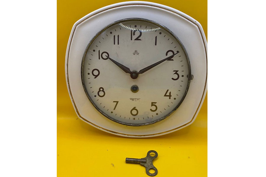 Peter Porcelain Wall Clock