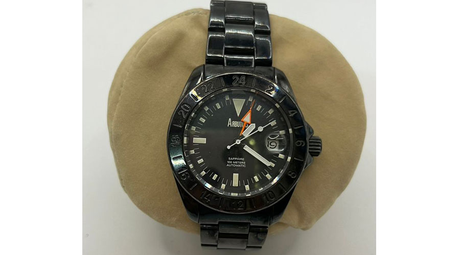 Arbutus Limited Edition 2003 AR 9919 Black Boxer Watch (Used)