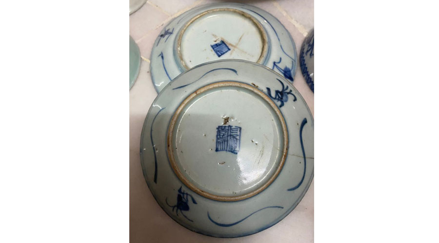 Antique Chinese Qing Plate Dish