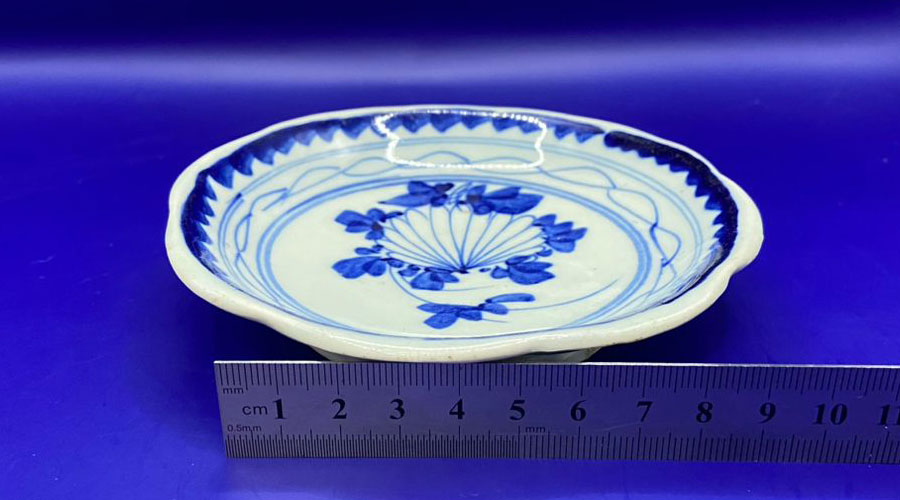 Vintage Chinese Standing Platter