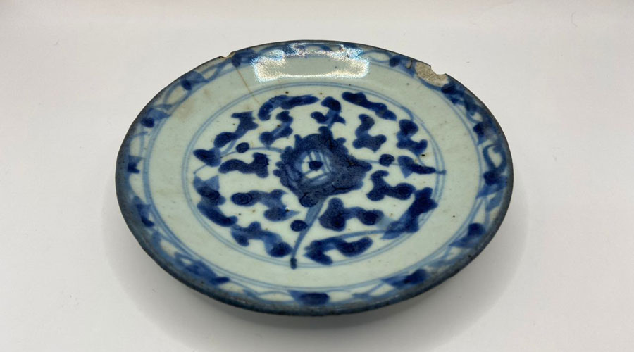Qing Dynasty Tongzhi Blue White Porcelain Dish