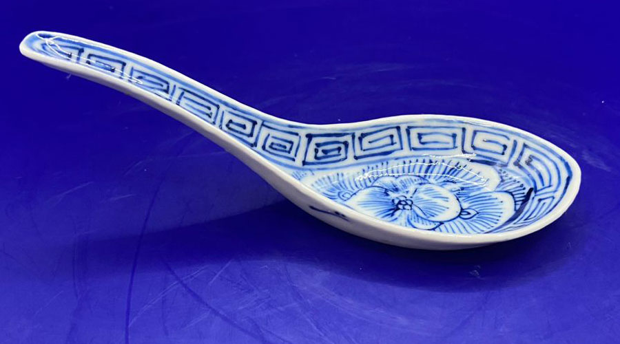 Antique Qing Dynasty Blue White Spoon