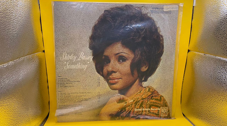 Shirley Bassey (Something)